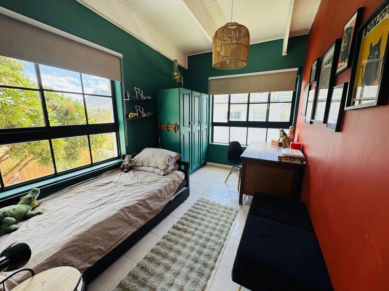 To Let 5 Bedroom Property for Rent in Sandbaai Western Cape